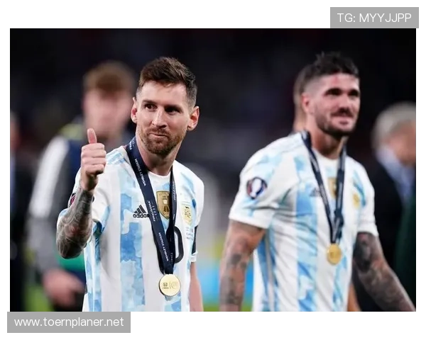 Lautaro首次入选阿根廷国家队经历回顾