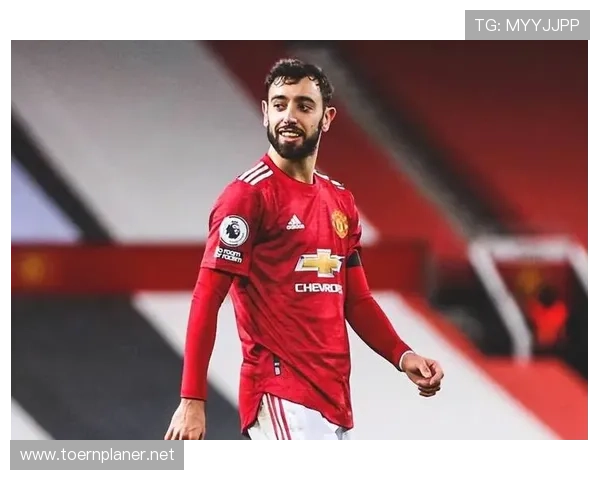 B费加盟曼联的战术角色与比赛影响力解析