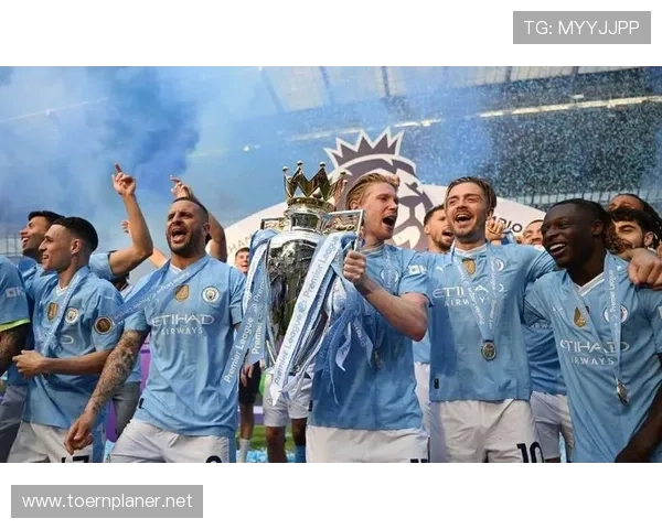 曼城多线作战体能压力增加,密集赛程下表现波动显现 曼城多线作战体能压力增加,密集赛程下表现波动显现